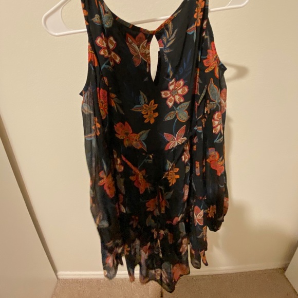 Hollister Boho Cold Shoulder Floral Dress - Picture 3 of 4